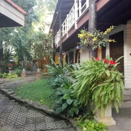 Smile House Boutique-2